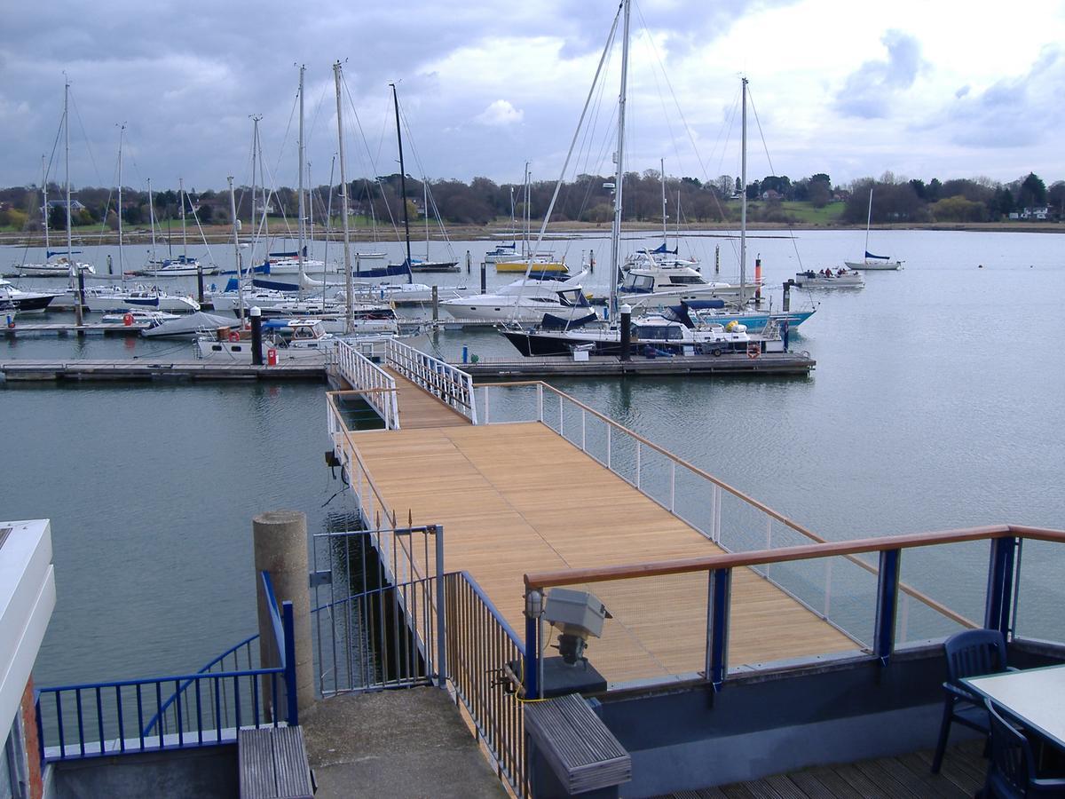 Royal Southern Yacht Club Hamble-le-Rice Kültér fotó